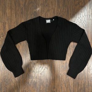 Cropped cardigan black size small
